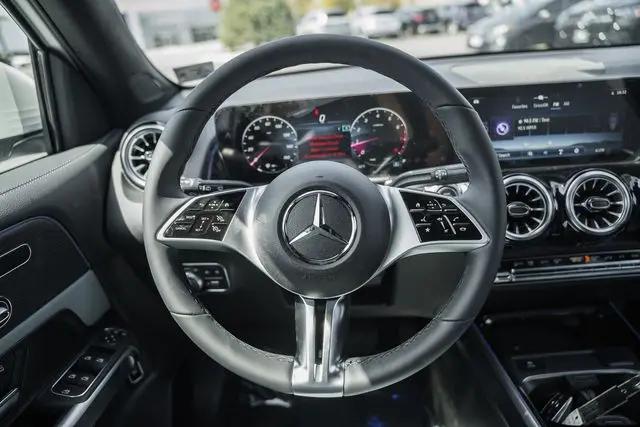 2026 Mercedes-Benz GLB 4MATIC