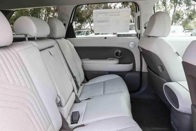 2026 Hyundai Palisade Hybrid Blue SEL 8P