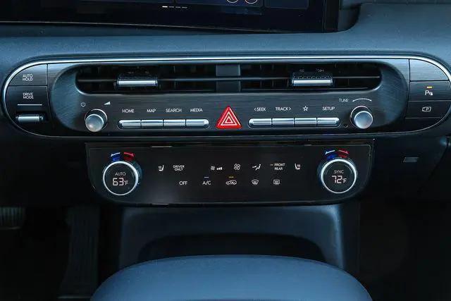 2026 Hyundai Palisade Hybrid Blue SEL 8P