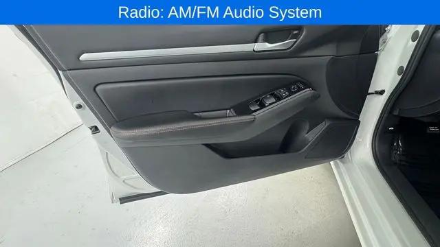 2024 Nissan Altima SR FWD