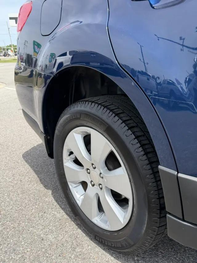 2011 Subaru Outback 2.5i Premium