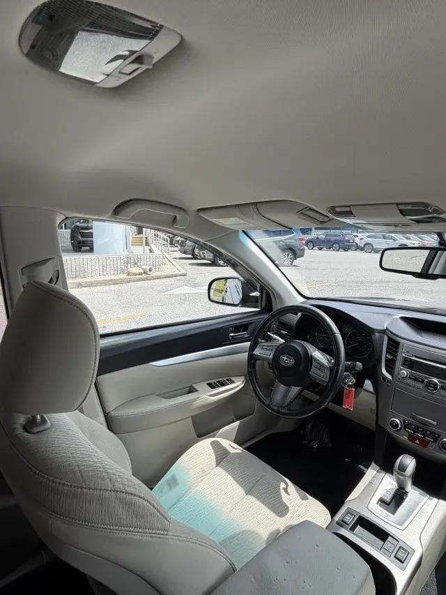 2011 Subaru Outback 2.5i Premium