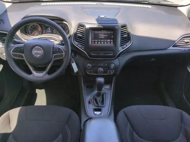 2019 Jeep Cherokee Latitude FWD