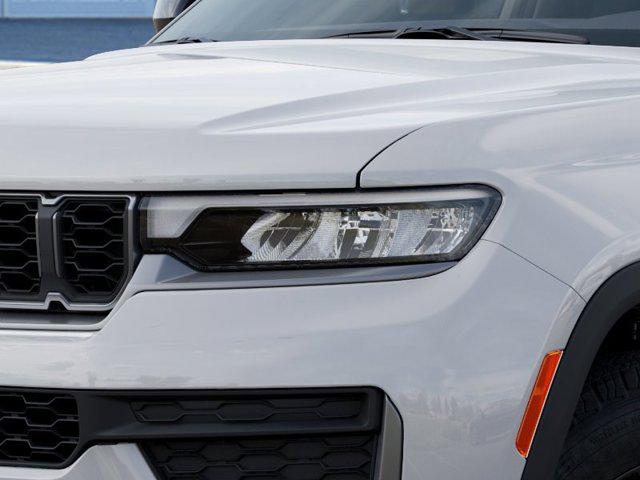 2026 Jeep Grand Cherokee L Altitude 4x2