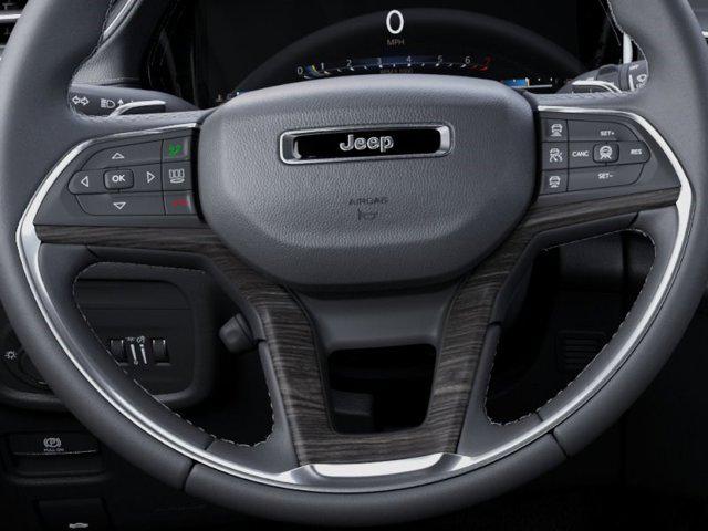 2026 Jeep Grand Cherokee L Altitude 4x2
