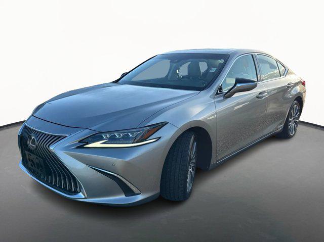 2020 Lexus ES 300h Signature