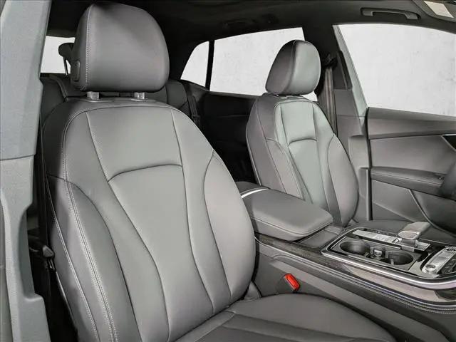 2026 Audi Q8 Premium Plus 55 TFSI quattro Tiptronic