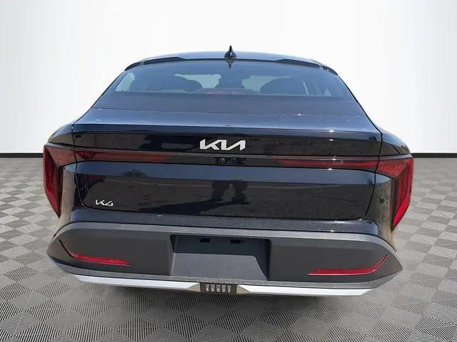 2026 Kia K4 LXS