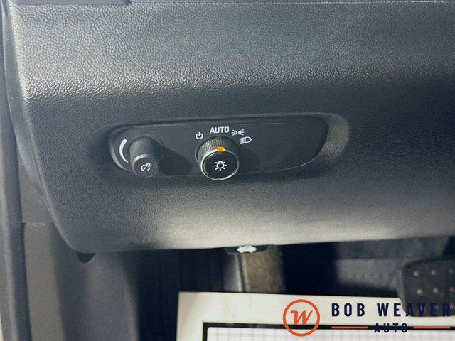 2023 Chevrolet Traverse AWD LT Cloth
