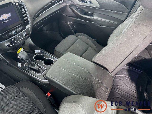 2023 Chevrolet Traverse AWD LT Cloth
