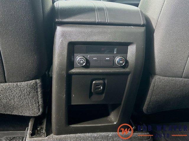 2023 Chevrolet Traverse AWD LT Cloth
