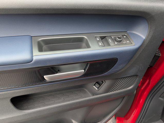 2025 Volkswagen ID. Buzz Pro S Plus with 4MOTION