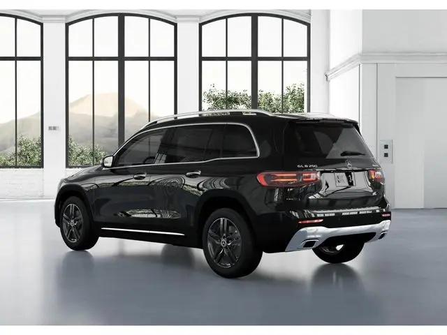 2026 Mercedes-Benz GLB 4MATIC