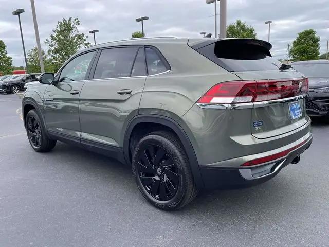 2026 Volkswagen Atlas Cross Sport SE with Technology