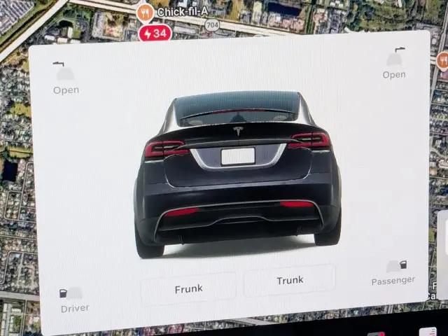 2023 Tesla Model X Standard Range