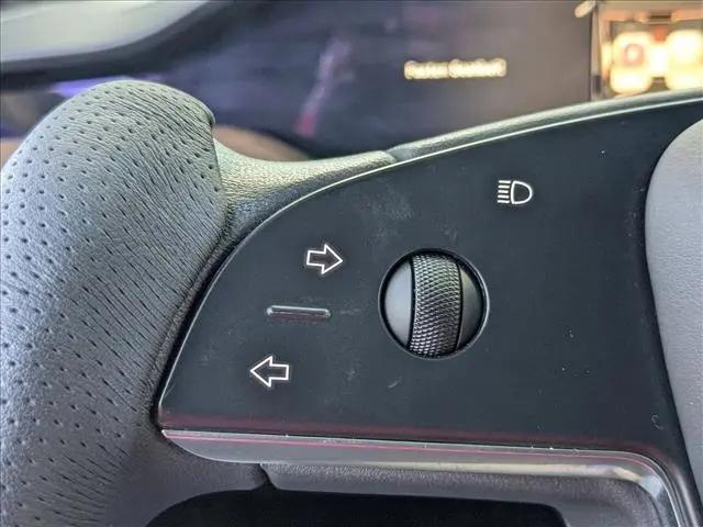 2023 Tesla Model X Standard Range