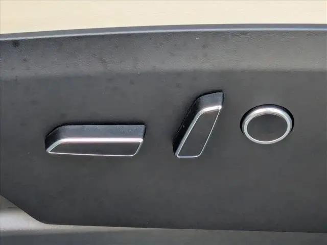 2023 Tesla Model X Standard Range