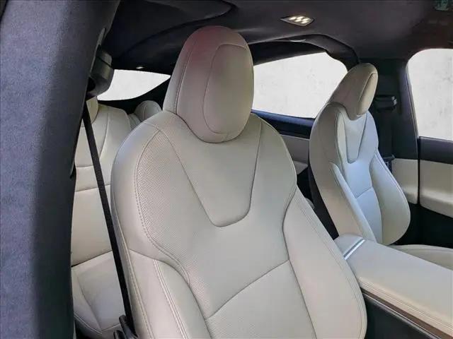 2023 Tesla Model X Standard Range