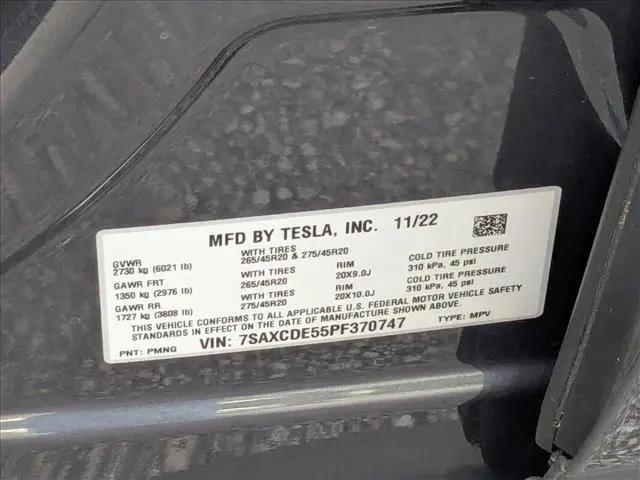 2023 Tesla Model X Standard Range