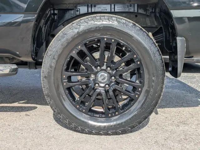 2018 Nissan Titan SL