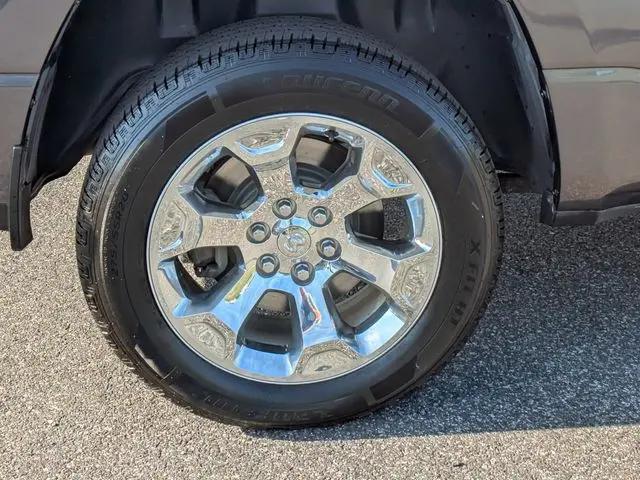 2019 Ram 1500 Big Horn/Lone Star Crew Cab 4x4 5'7" Box
