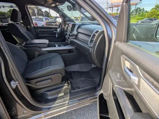2019 Ram 1500 Big Horn/Lone Star Crew Cab 4x4 5'7" Box