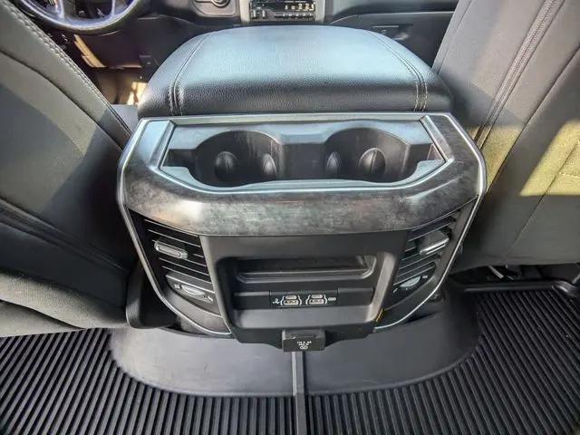 2019 Ram 1500 Big Horn/Lone Star Crew Cab 4x4 5'7" Box