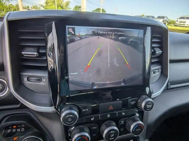 2019 Ram 1500 Big Horn/Lone Star Crew Cab 4x4 5'7" Box
