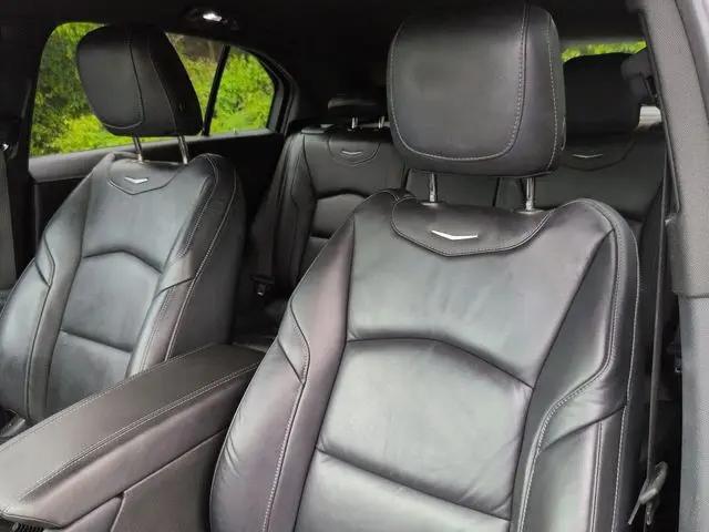 2021 Cadillac XT4 FWD Premium Luxury