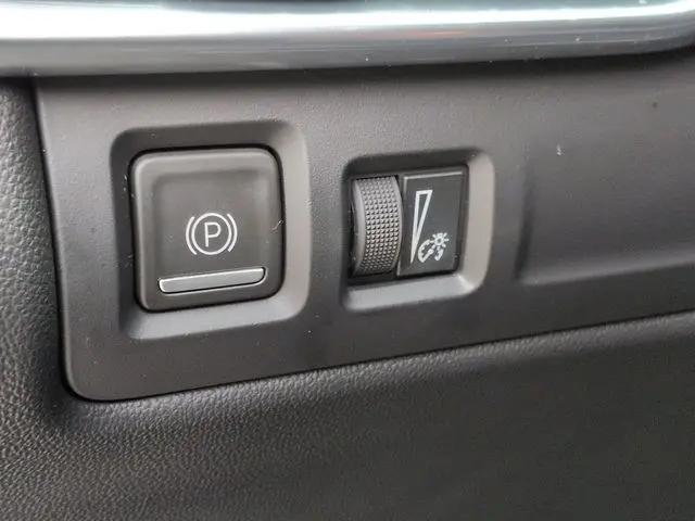 2021 Cadillac XT4 FWD Premium Luxury