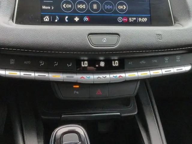 2021 Cadillac XT4 FWD Premium Luxury