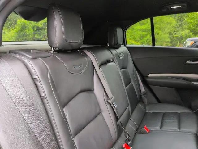 2021 Cadillac XT4 FWD Premium Luxury