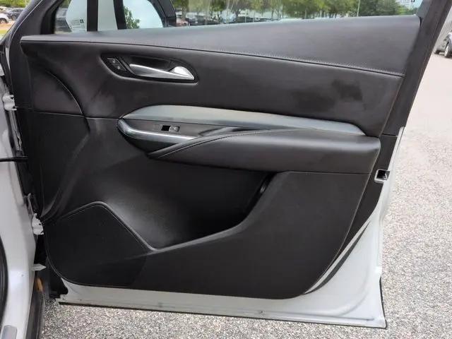 2021 Cadillac XT4 FWD Premium Luxury