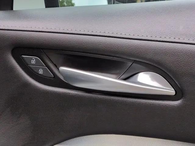 2021 Cadillac XT4 FWD Premium Luxury
