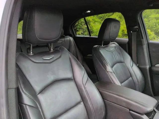2021 Cadillac XT4 FWD Premium Luxury