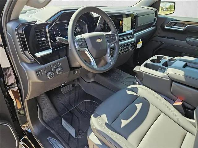 2026 Chevrolet Silverado 1500 2WD Crew Cab Short Bed LT