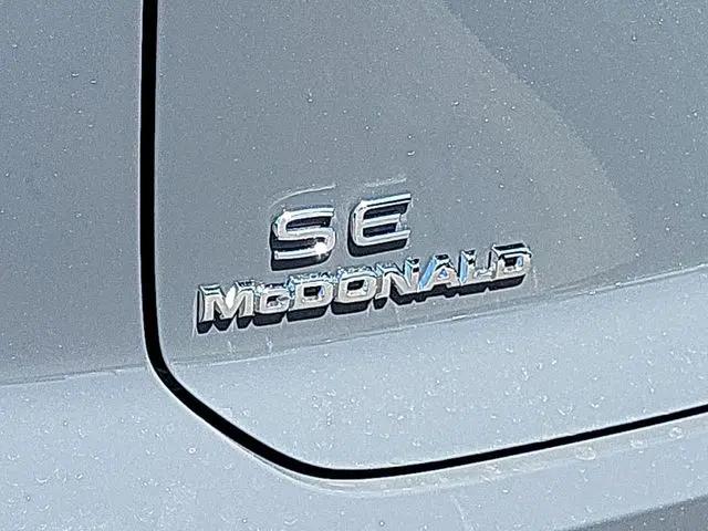 2026 Volkswagen Atlas Cross Sport SE with Technology