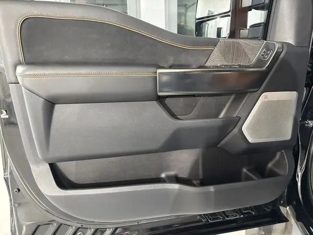 2024 Ford F-450 Platinum