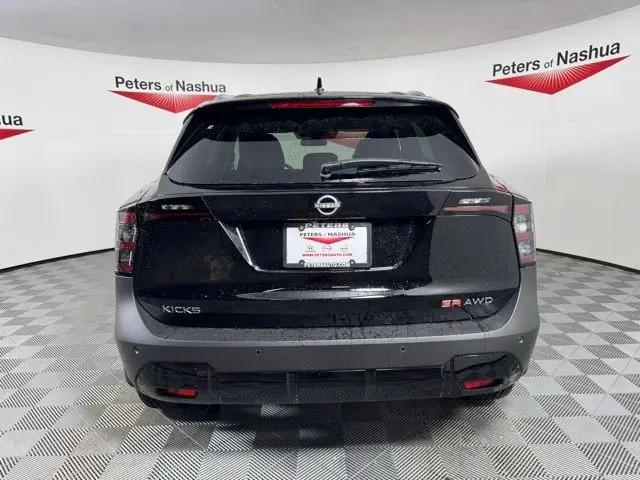 2026 Nissan Kicks SR