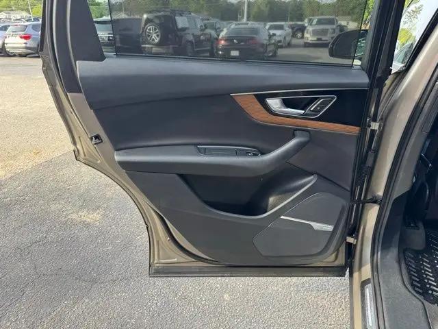 2017 Audi Q7 3.0T Premium