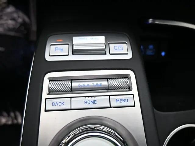 2025 Genesis GV70 3.5T AWD Sport