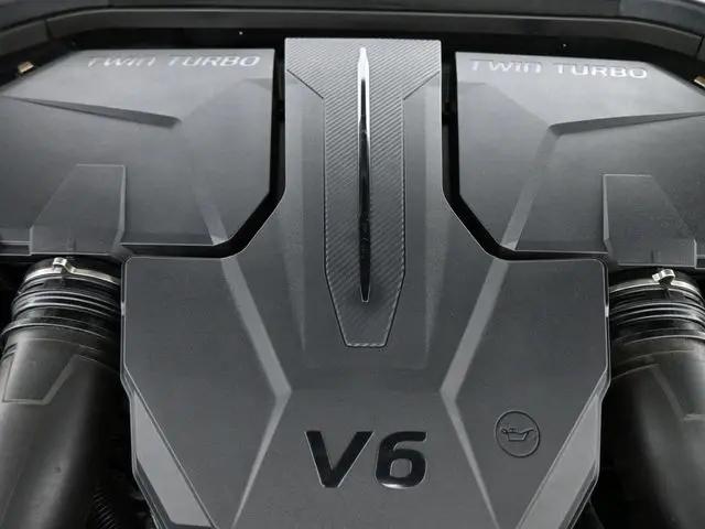 2025 Genesis GV70 3.5T AWD Sport