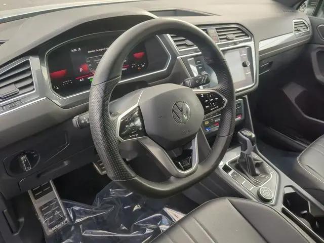 2023 Volkswagen Tiguan 2.0T SE R-Line Black