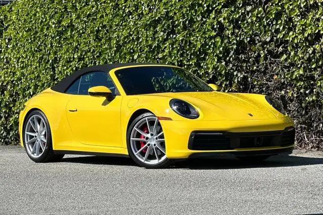 2023 Porsche 911 Carrera 4S Cabriolet