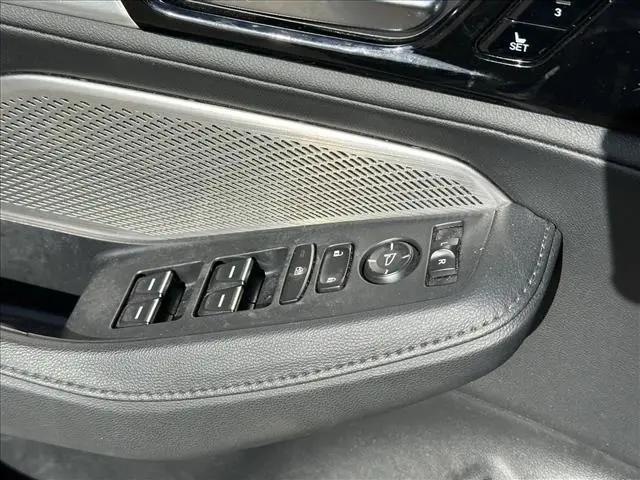 2023 Acura MDX Standard