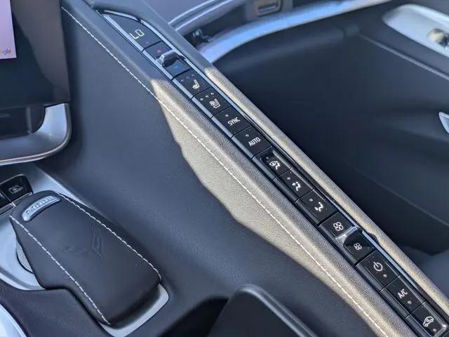 2024 Chevrolet Corvette 2LT