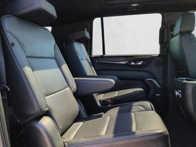 2023 GMC Yukon XL 4WD Denali