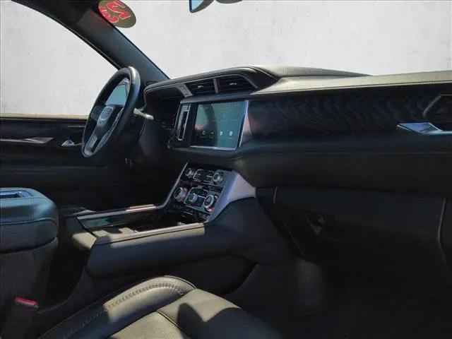 2023 GMC Yukon XL 4WD Denali