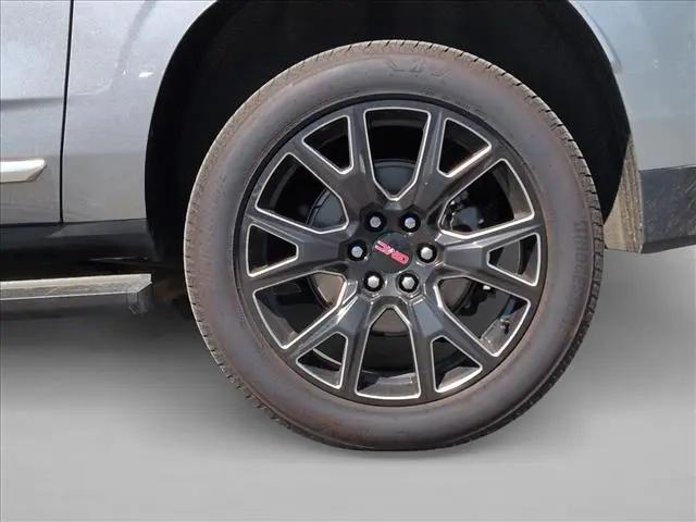 2023 GMC Yukon XL 4WD Denali