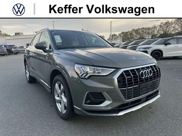 2020 Audi Q3 Premium Plus 45 TFSI quattro Tiptronic